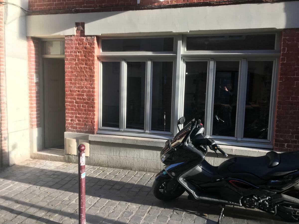 Charmant Appartement Au Coeur Du Vieux Lille Exterior foto